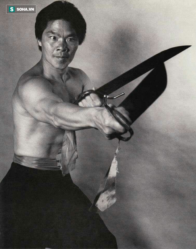 Cao thủ Trung Quốc từng khiến Lý Tiểu Long chào thua” & màn 1 đánh 10 gây xôn xao làng võ-2