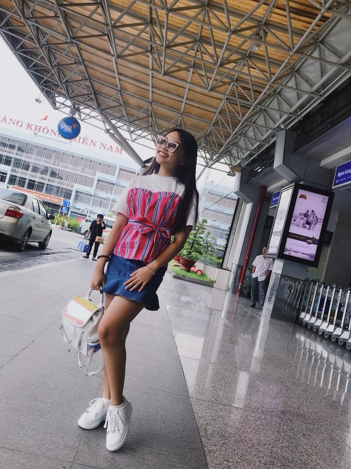 Phương Mỹ Chi mặc áo trễ vai gợi cảm, tạo dáng chất lừ khó nhận ra-10