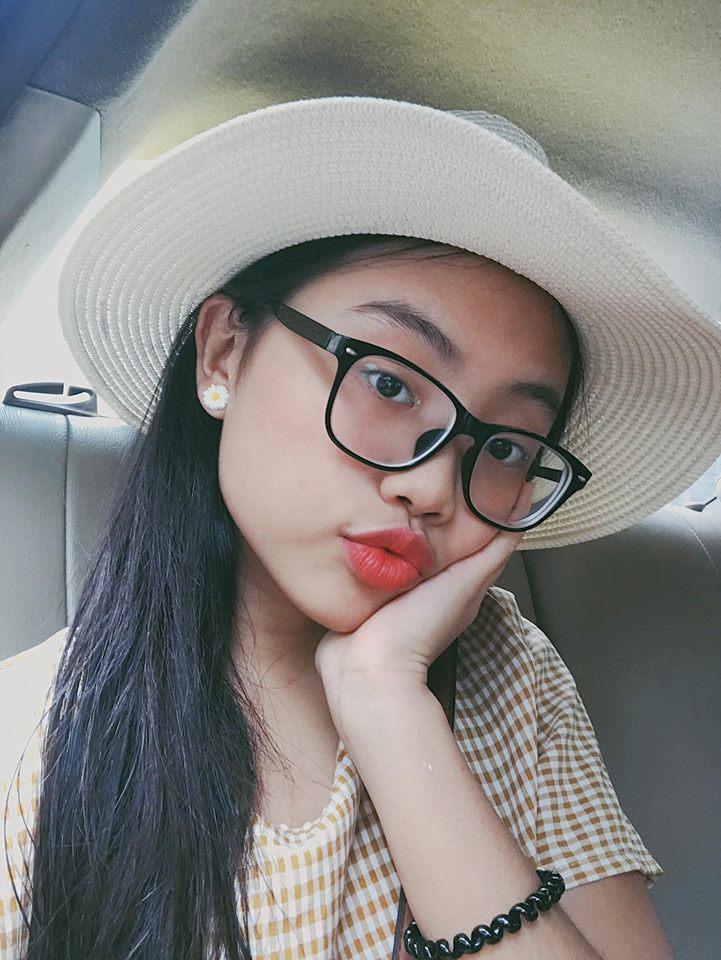 Phương Mỹ Chi mặc áo trễ vai gợi cảm, tạo dáng chất lừ khó nhận ra-9