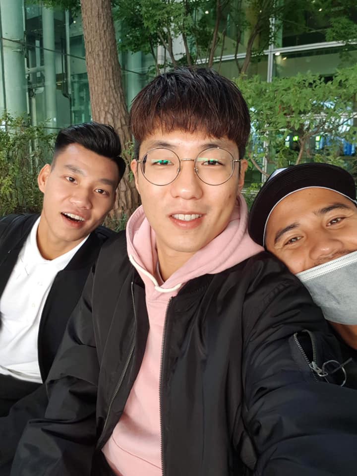 Tuấn Anh tận tay chuẩn bị đồ ăn cho Văn Thanh, Đức Lương tại Hàn Quốc-6