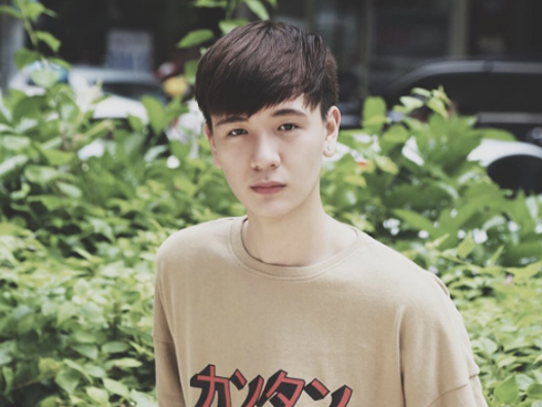 Sinh viên trưng thời trang phản cảm ở giảng đường-3