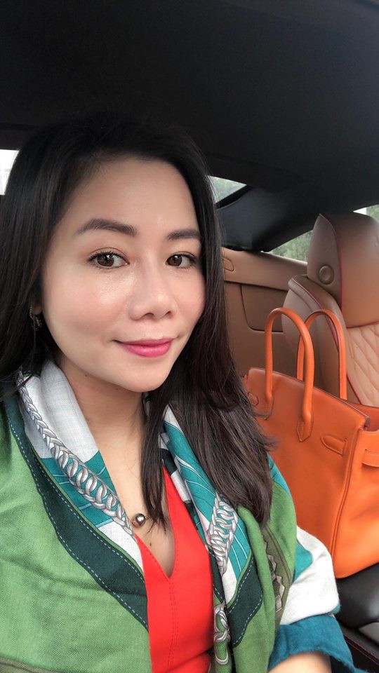 Sau khi khoe ảnh theo trào lưu ngã sấp mặt, vợ đại gia kim cương bất ngờ chia sẻ status đầy ẩn ý-5