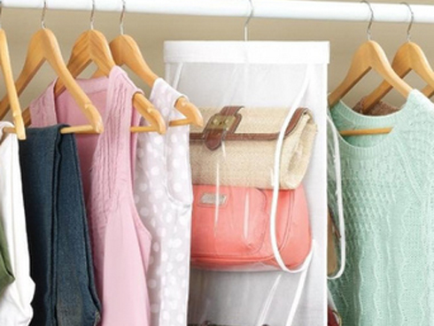 Cách để làm mất tĩnh điện trên váy áo dính vào người-3