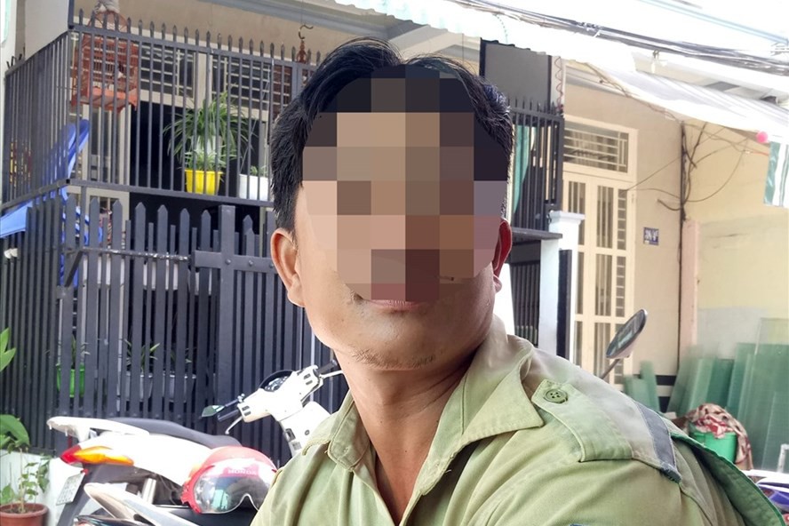 Anh thợ điện bị phạt 90 triệu vì đổi 100 USD: Tui không ngờ số tiền phạt lớn như vậy!”-1