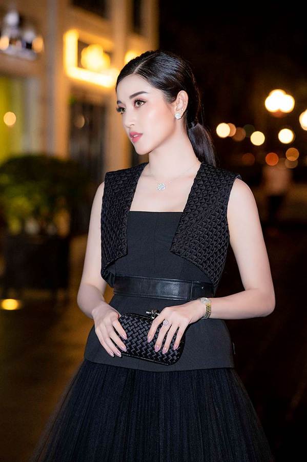 Á hậu Huyền My yêu kiều dự sự kiện với cây đen sang trọng-7