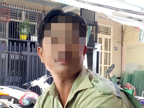 Gia cảnh éo le của người đổi 100 USD bị phạt 90 triệu-3