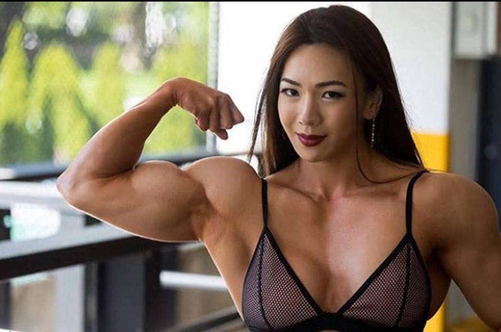 3 cô gái Hàn mặt xinh như mộng nhưng cơ bắp khiến đàn ông khiếp sợ-13