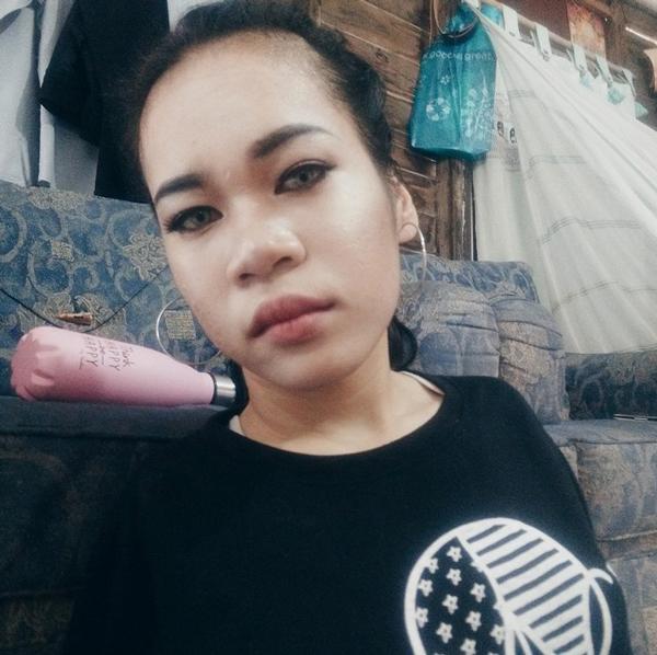 Hơn 100 ngàn người theo dõi, cô gái không-có-tay này thực sự đã làm nên điều kỳ diệu!-8