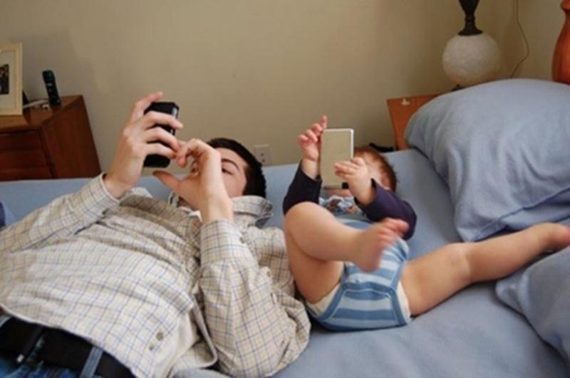 Những bức ảnh chứng minh: Mẹ cứ yên tâm công tác, bố chăm con tốt lắm-4