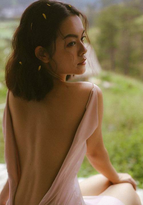 Phụ nữ đẹp nhất khi không thuộc về ai: hậu đổ vỡ, những mỹ nhân Việt càng khoe dáng sexy-3