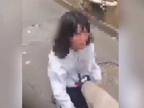 Vẽ tranh chẳng có gì khó, nếu như bạn xem hết đoạn clip này-1