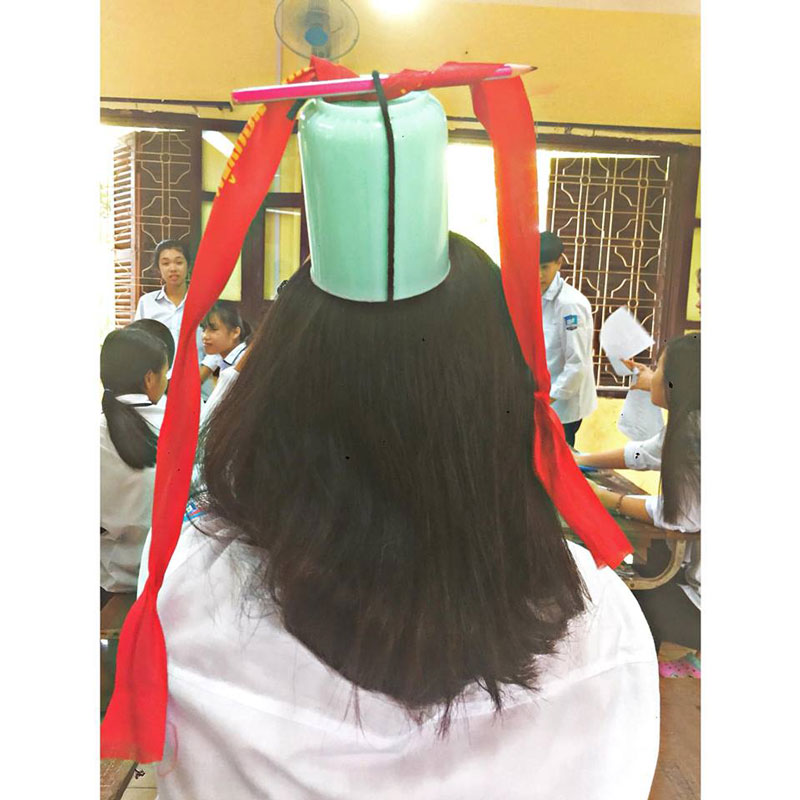 Trào lưu Quý phi bút bi xâm chiếm trường học, bạn đã thử chưa?-6