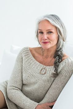 Cindy Joseph: Người phụ nữ không sợ già, ngoài 50 tuổi tìm thấy tình yêu và trở thành người mẫu nổi tiếng thế giới-5