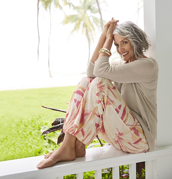 Cindy Joseph: Người phụ nữ không sợ già, ngoài 50 tuổi tìm thấy tình yêu và trở thành người mẫu nổi tiếng thế giới-6