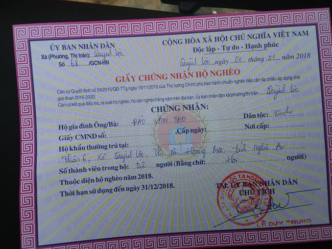 Cảnh đời bi đát của vợ chồng nghèo suốt 20 năm dùng chung nửa con mắt, lo khi chết không có tiền mua quan tài-3