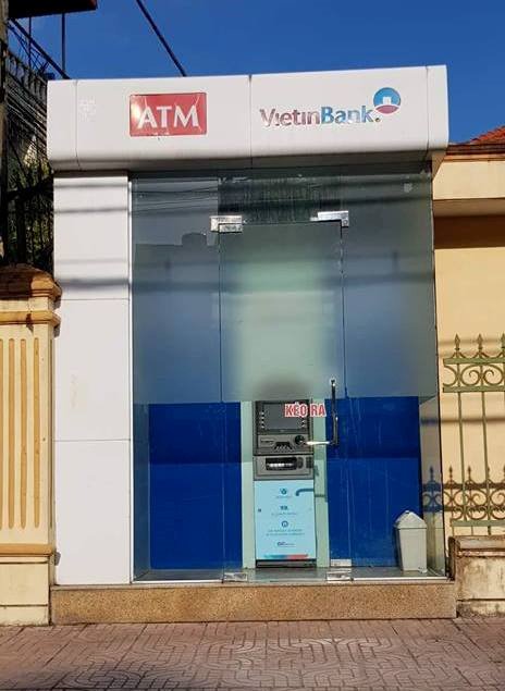 Thẻ vẫn nằm trong ví, bị rút hàng chục triệu trong tài khoản-1