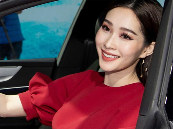 Xinh đẹp là thế, HH Đặng Thu Thảo vẫn bị các thánh soi tăm tia bởi lỗi trang điểm này-6