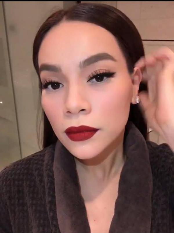 Xinh đẹp là thế, HH Đặng Thu Thảo vẫn bị các thánh soi tăm tia bởi lỗi trang điểm này-9