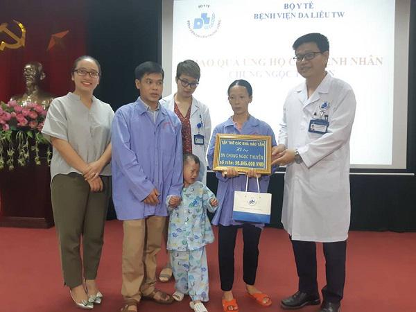 Bé trai 5 tuổi sống trong thân hình người cóc” vì sai lầm của mẹ hiện giờ ra sao?-3