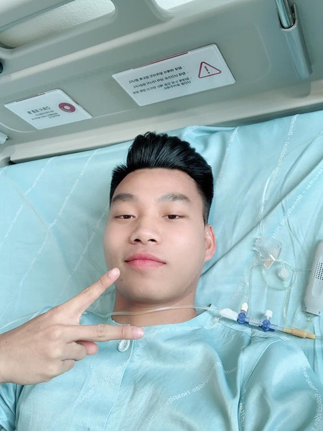 Văn Thanh nhí nhảnh selfie sau ca phẫu thuật thành công-1