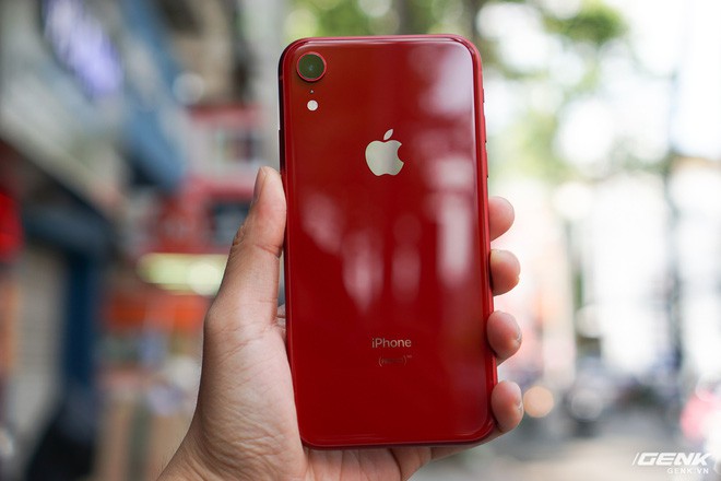 iPhone trao tay, mất ngay tạ thóc: XR về Việt Nam có khách mua giá 23,9 triệu, ra khỏi cửa hàng còn 20,7 triệu-1