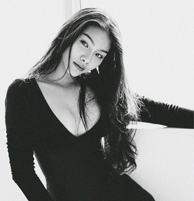 Cuộc sống cơ cực của hai mẹ con được mệnh danh là nữ hoàng cảnh nóng-2