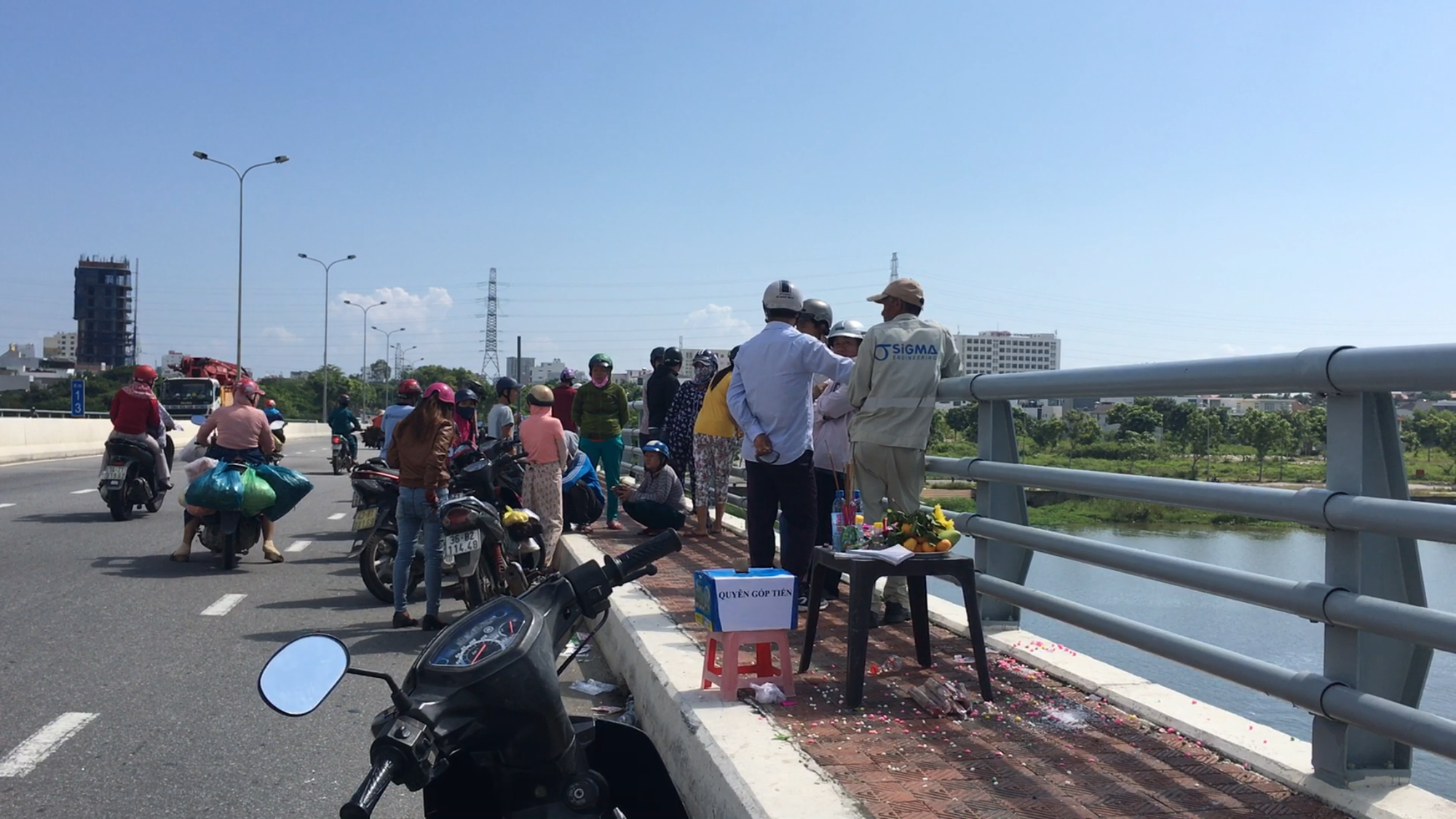 Giận người yêu, nam thanh niên 24 tuổi đập nát điện thoại rồi nhảy cầu tự tử-3