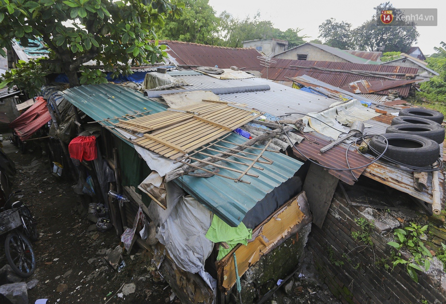 Khu ổ chuột của hơn 15.000 người sống treo trên di sản thế giới ở Kinh thành Huế-2