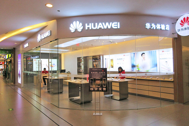 Trung Quốc mỉa mai, khuyên tổng thống Mỹ bỏ iPhone chọn điện thoại Huawei-2