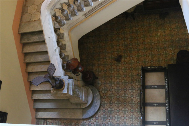 Dàn nội thất trong nhà Công tử Bạc Liêu đắt tiền cỡ nào?-8