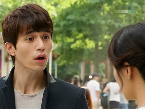 Bạn trai cười phá lên sau khi nghe bố mẹ vợ tương lai nói ngọng l, n”, cô gái chỉ nói đúng một lời rồi tiễn thẳng-3