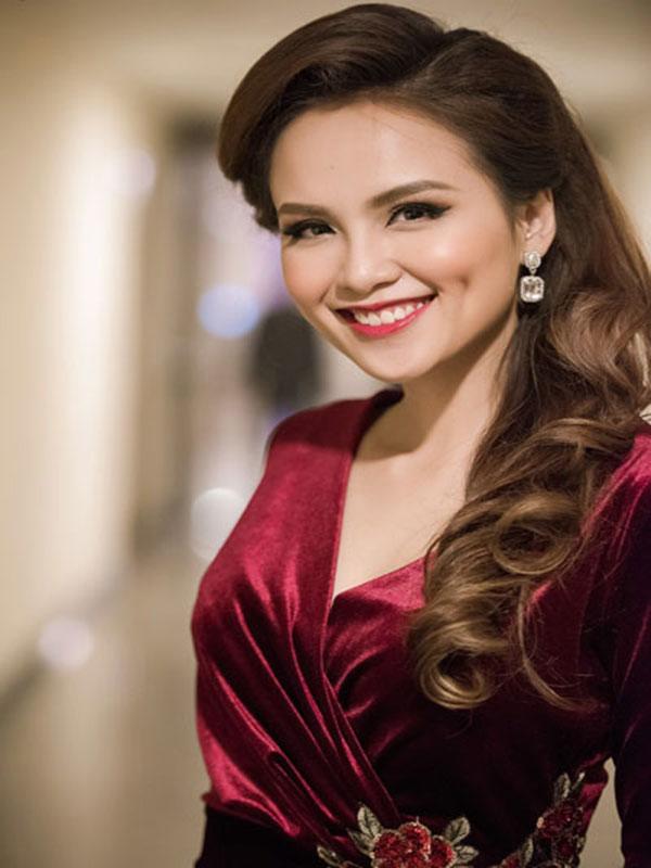 Tiết lộ vừa giảm 20kg, nhưng HH Diễm Hương vẫn im lặng trước gương mặt đầy khác lạ của mình-1