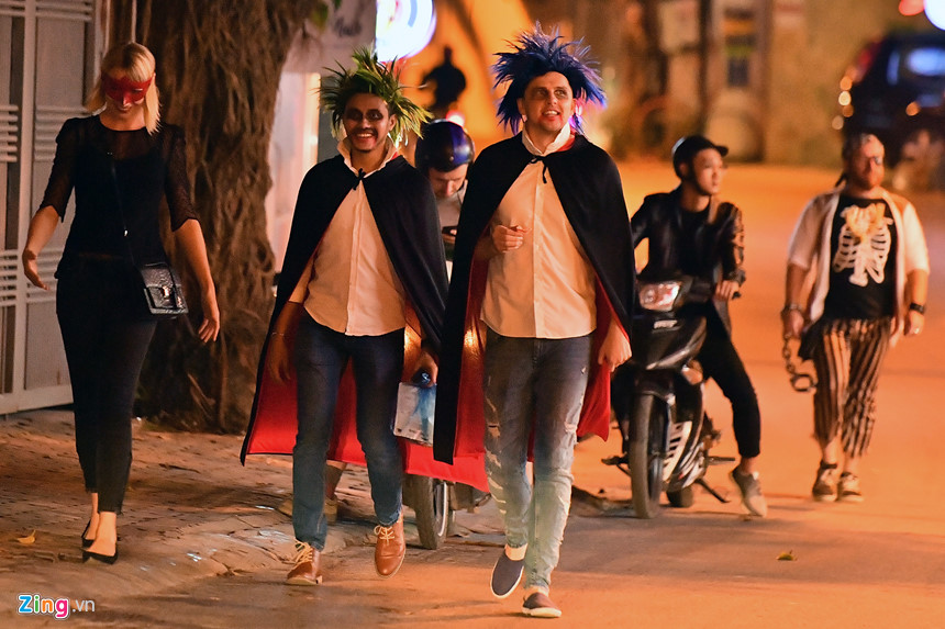 Ma quỷ tràn ngập nhà hàng, quán bar ở Hà Nội-1