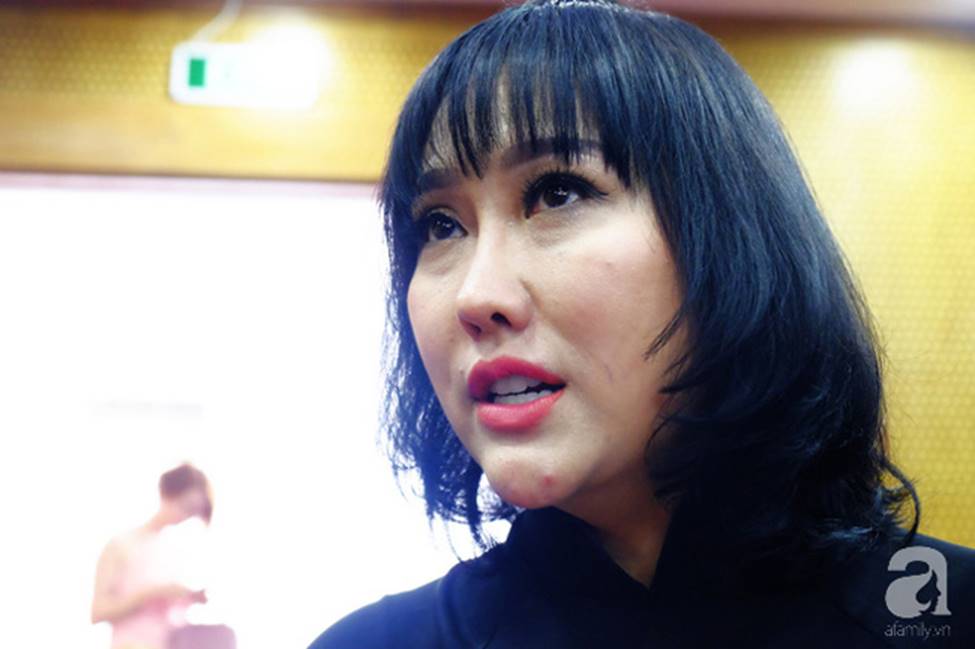 Ảnh: Trước Lệ Quyên, nhiều sao Việt gặp sự cố nhan sắc vì dao kéo-3