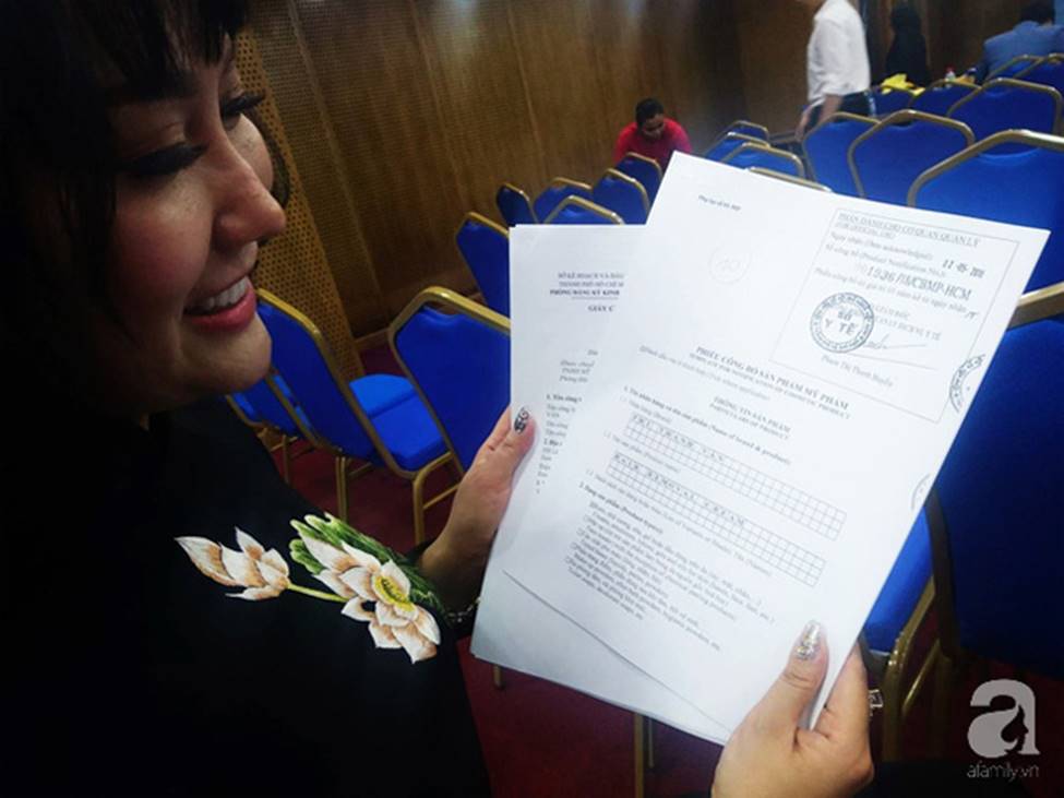 Ảnh: Trước Lệ Quyên, nhiều sao Việt gặp sự cố nhan sắc vì dao kéo-4