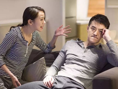 Bố mẹ có của ăn của để nhưng không cho vợ chồng tôi tiền mua nhà