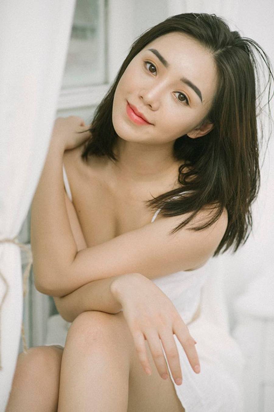 Vẻ đẹp mong manh tựa khói sương của em gái Lan cave trong Quỳnh búp bê-12