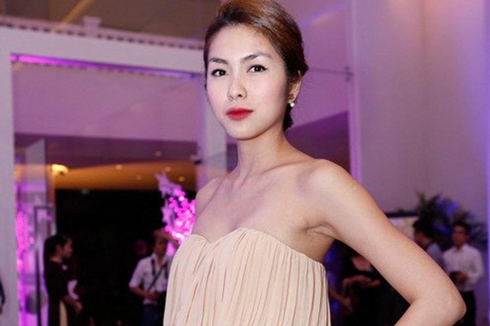 Đẹp như sao Việt cũng có lúc lộ cả dàn khuyết điểm như thế này-4