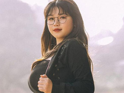 Đá bay tình cũ chỉ sau 2 tháng hẹn hò, mới sang Nhật du học 1 tuần, nữ sinh ngực khủng đã có ngay tình mới?-4