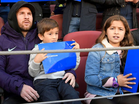 Messi trở lại sau chấn thương gãy tay và ghi 2 bàn, Barca vẫn thua tủi nhục ngay trên sân nhà-9