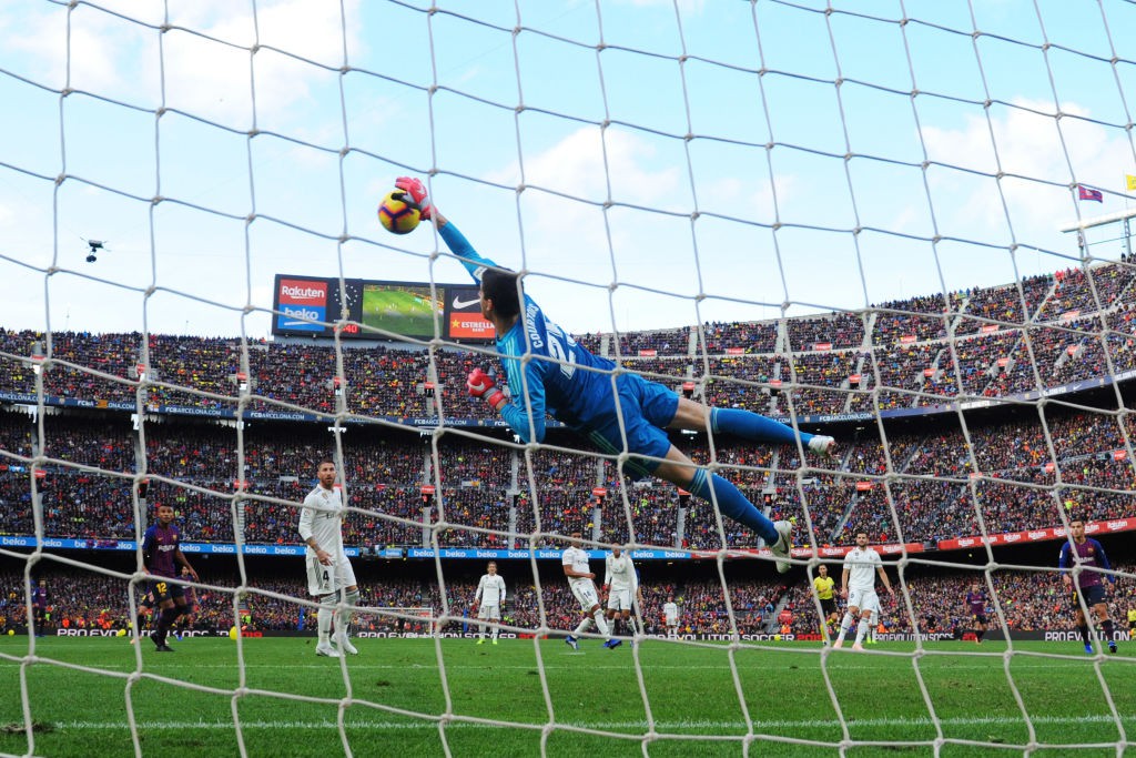 Bạn tri kỷ của Messi ghi 3 bàn, Real Madrid thảm bại nhục nhã 1-5 trước Barca ở trận Siêu kinh điển-4