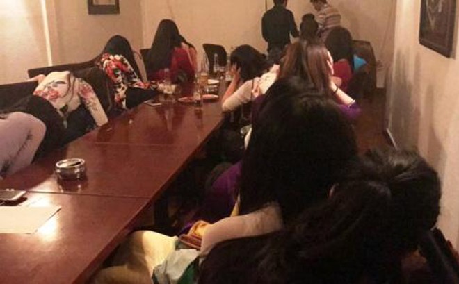 Hành trình đột kích các ổ tệ nạn đất Sài thành: Chợ tình” của giới bình dân-1