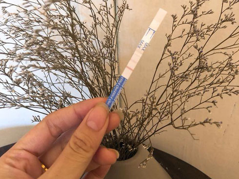 Nhìn bố bế đứa con 10 ngày tuổi của em cho người khác, em chỉ biết chạy theo kêu gào tuyệt vọng-3