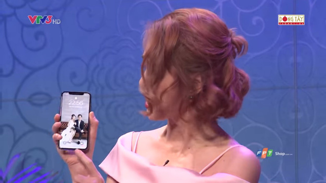 Trường Giang bị người chơi ôm hôn và bất ngờ để lộ hình nền điện thoại-6