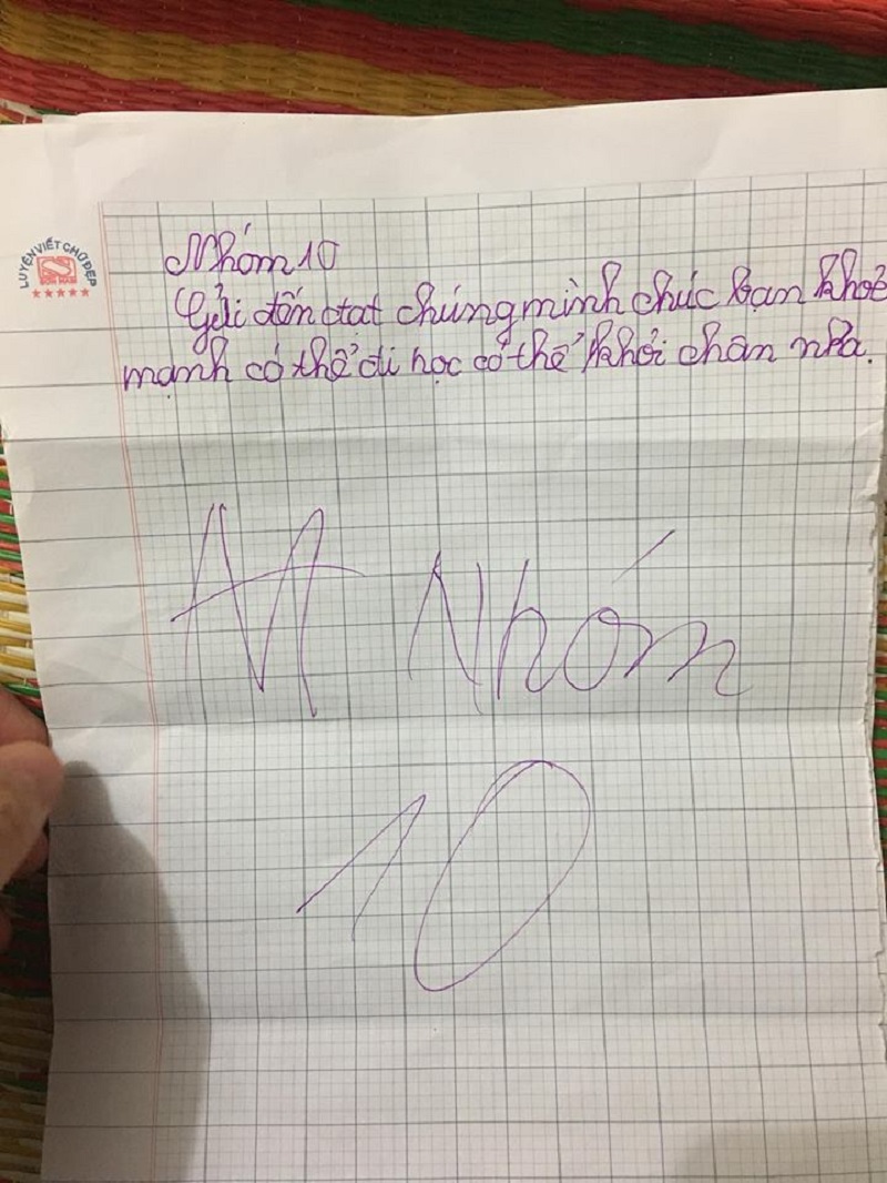 Bị ngã trật chân, cậu bé lớp 4 bất ngờ nhận được xấp thư hỏi thăm từ bạn bè-8