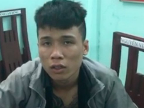 Vụ cướp giật làm cô gái ở Sài Gòn tử vong: Anh trai nghi can nhiễm HIV rạch tay cản đường trinh sát
