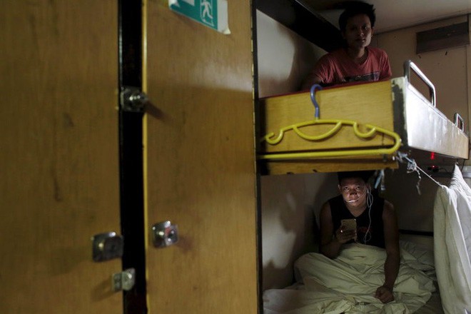 Lột trần sự thật không như là phim khi nghỉ dưỡng trên du thuyền đắt tiền-15