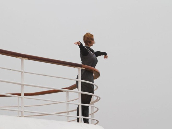 Lột trần sự thật không như là phim khi nghỉ dưỡng trên du thuyền đắt tiền-29