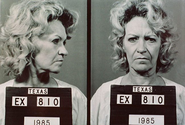 Cái giếng kỳ lạ khiến chó sủa liên tục khi đến gần hé lộ tội ác man rợ của góa phụ đen 5 đời chồng-1