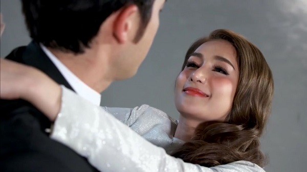 Hai chiếc áo sơ mi lạ và bí mật động trời của bạn trai nhất quyết muốn giữ gìn cho bạn gái đến ngày cưới-1